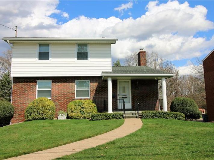 1819 Educational Dr, White Oak