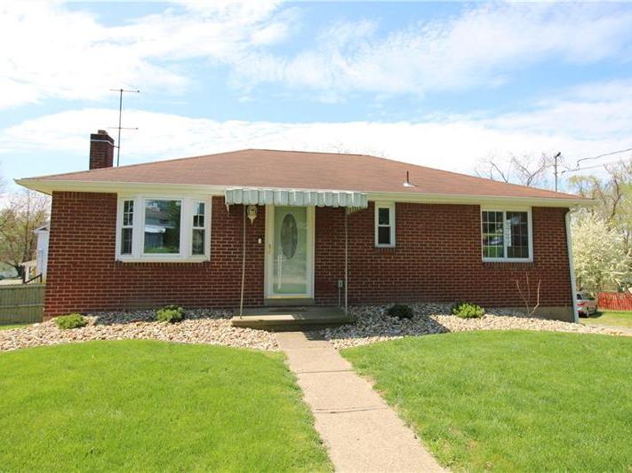 11480 Dennis Circle, North Huntingdon