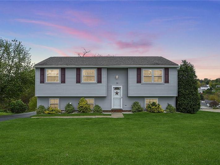 14 Gina Dr, South Strabane