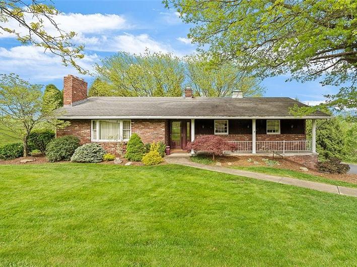 515 Gill Hall Rd, Jefferson Hills