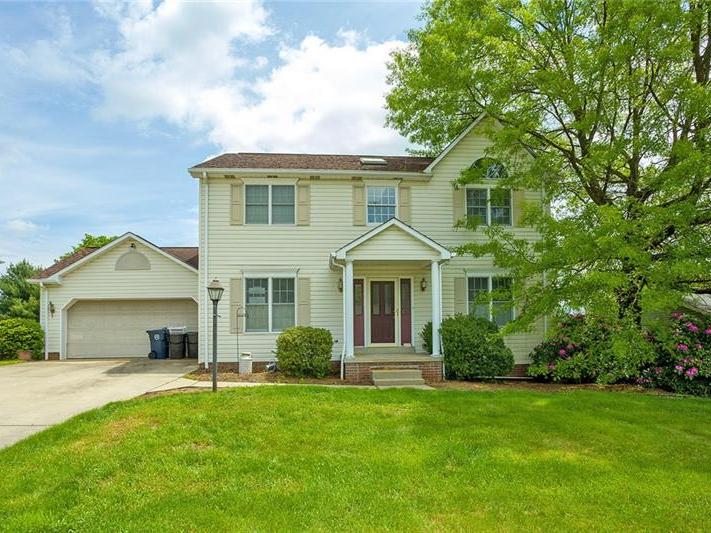4 Highview Circle, Penn Twp