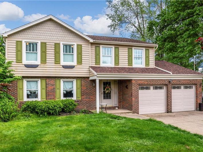 159 Kenney Drive, Leet Twp