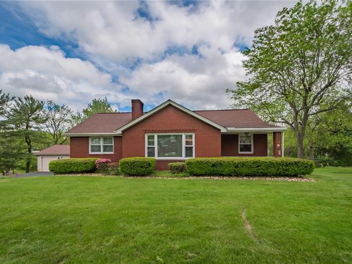 37 Fosterville Road, Hempfield Twp
