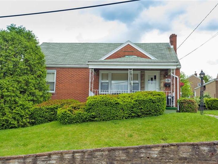908 Dennis Avenue, Monessen