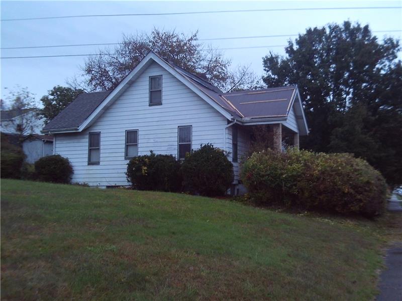 439 Walnut, Springdale Twp