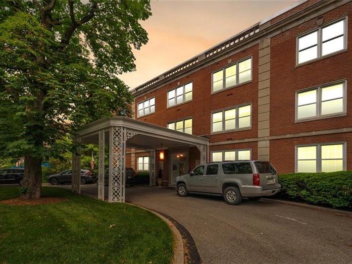 5025 Fifth Ave, 3B, Shadyside