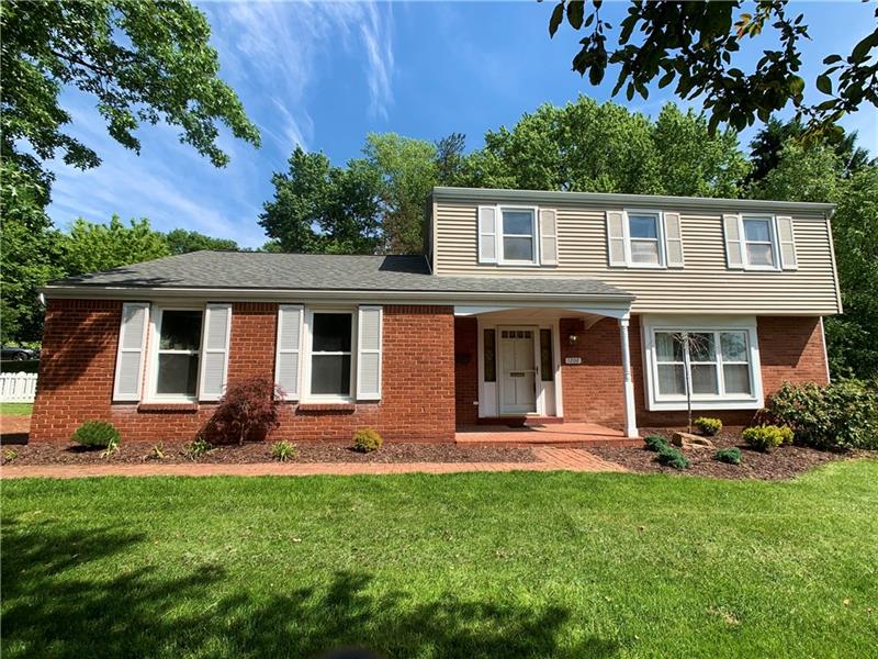 1206 Mcknight Dr, Bethel Park