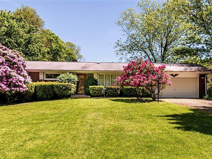 1101 Butternut Lane, Penn Twp