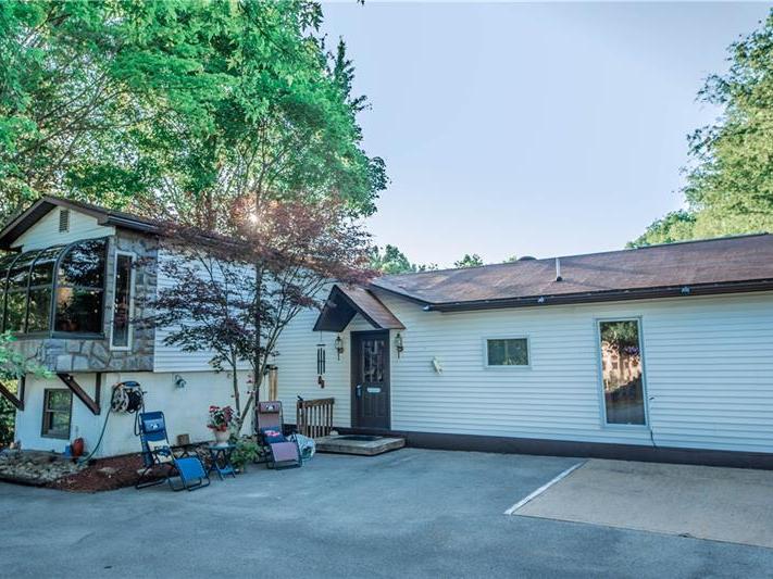1146 Mccreight Rd, Armstrong Twp. - Shelocta