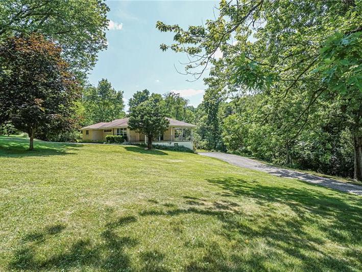 17 Phyllis Drive, Findlay Twp
