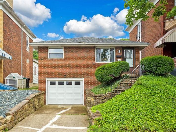 426 Gilmore Ave, Trafford