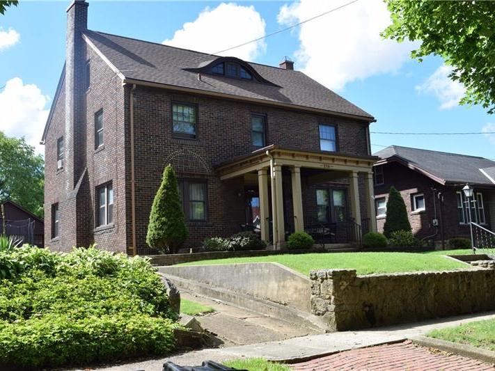 216 Dinsmore Ave, Punxsutawney