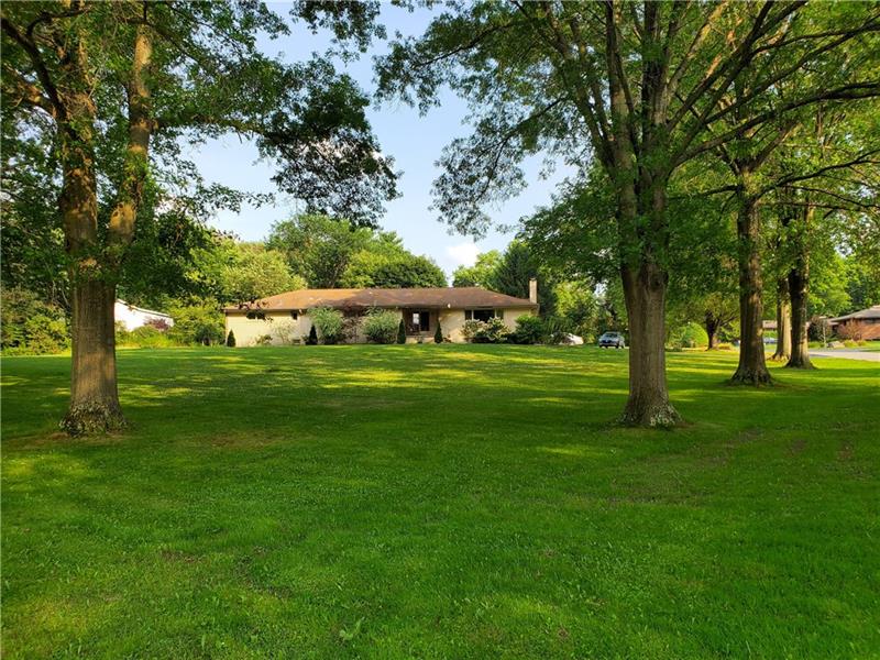 2570 Blossom Ln, Neshannock Twp