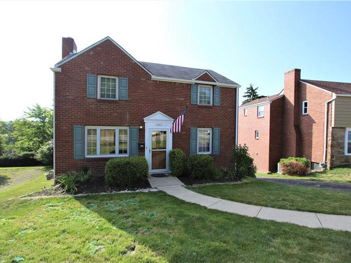 5319 Highgrove Rd, Whitehall