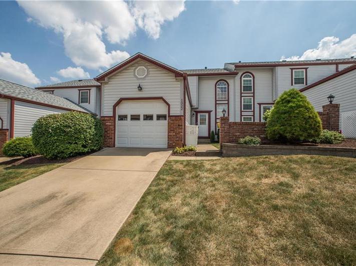 1322 Lexington Drive, Cecil Twp