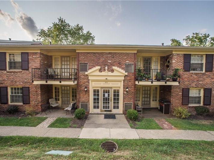 970 Chatham Park Drive, C, Scott Twp