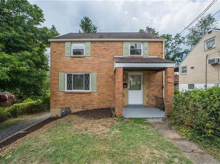 138 Pennoak Drive, Penn Hills