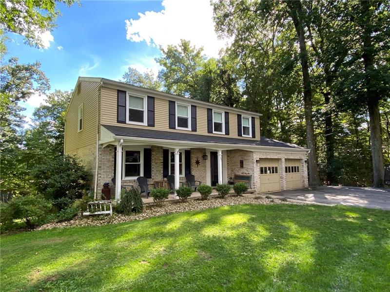 107 Grosvenor Ave, Center Twp