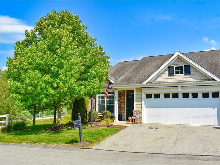 1001 Coronet Lane, Hempfield Twp