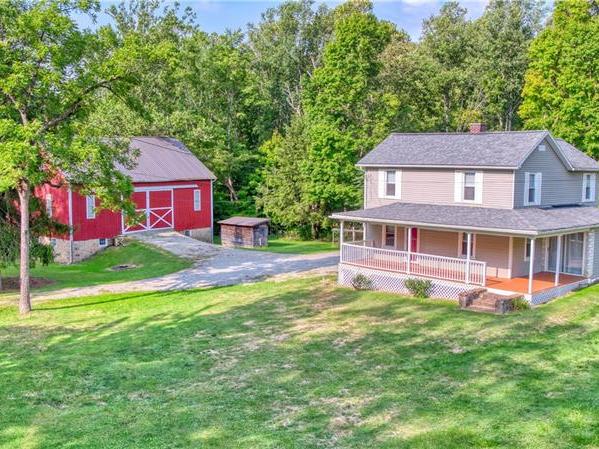 285 Mennonite Camp Rd, Mt. Pleasant Twp