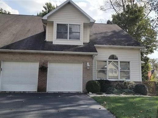 107 Point View Ct, Hempfield Twp