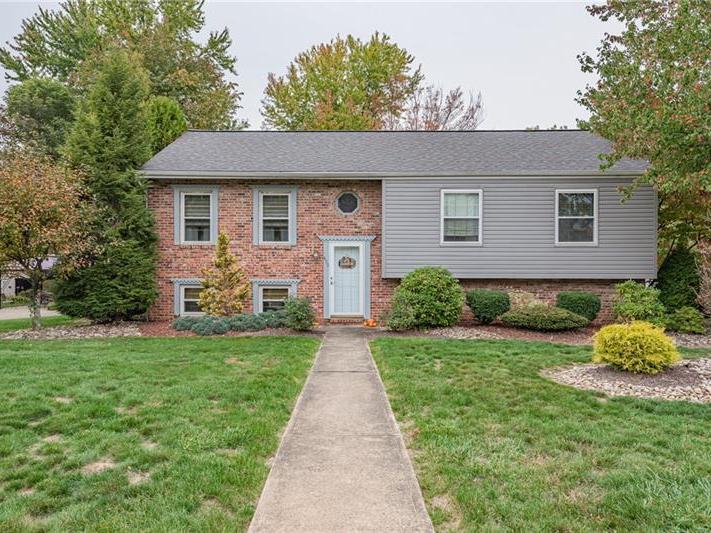 459 Lexington Drive, Hempfield Twp