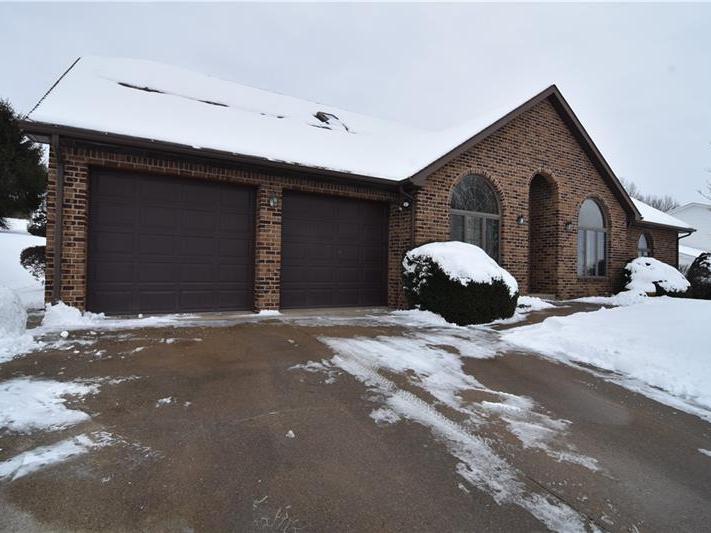 225 Robin St, White Twp