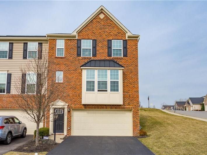 1000 Grey Fox Circle, Collier Twp