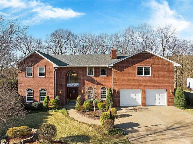 114 Bridget Street, Center Twp