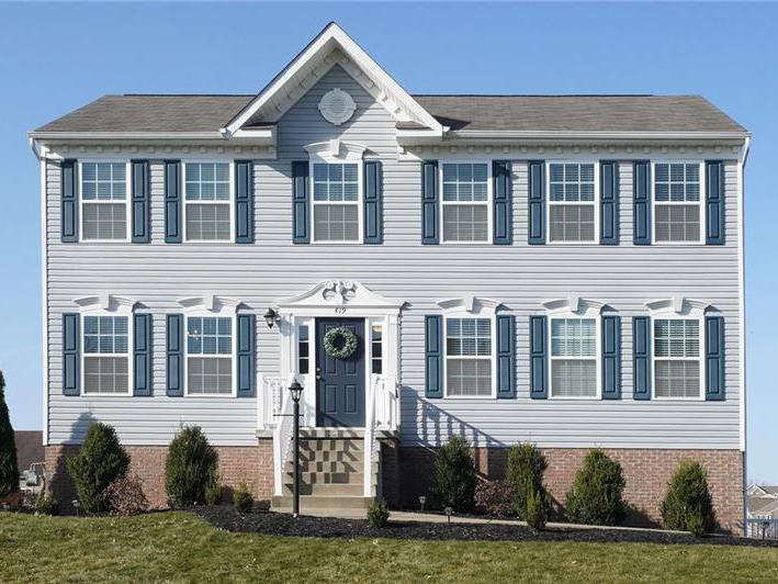 419 Colt Circle, Findlay Twp