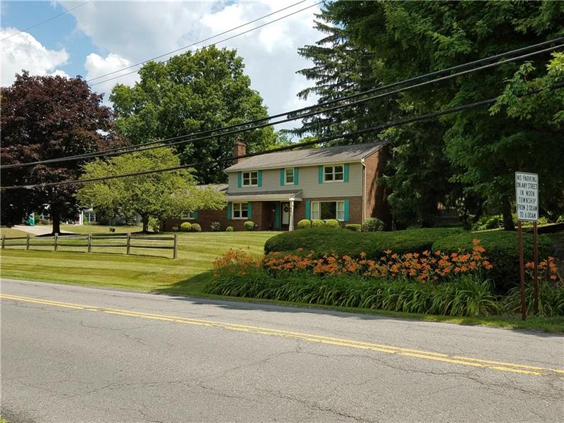 891 Old Thorn Run Rd, Moon-Crescent Twp