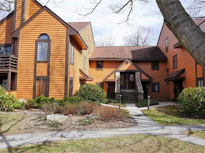 2403 Swiss Mountain Drive, Seven Springs