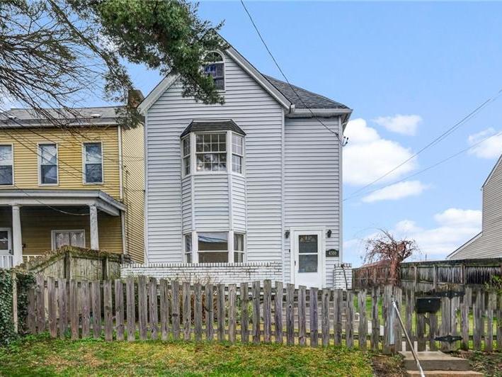 4310 Stanley Street, Greenfield