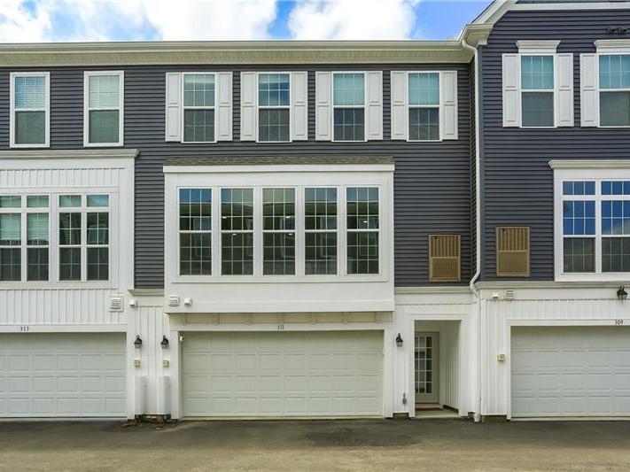 311 Parade Street, Cranberry Twp