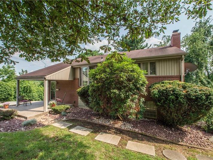 2121 Moredale St, Overbrook