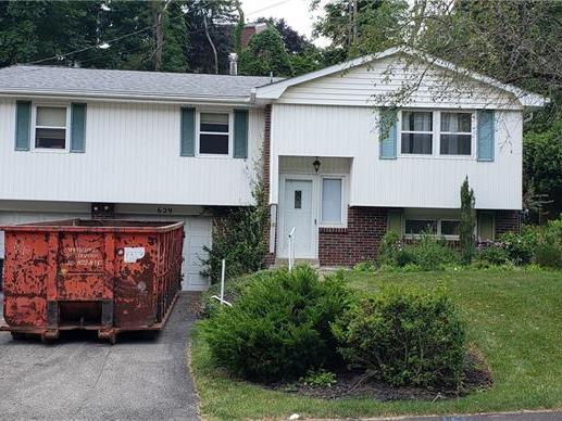 629 National Dr, Penn Hills