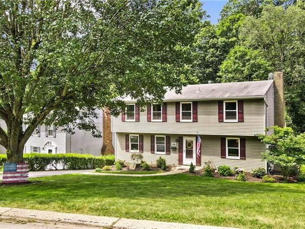 1186 Tidewood Drive, Bethel Park