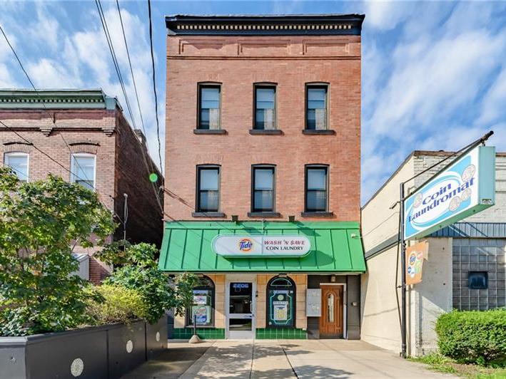 2206 Woodstock Ave, Swissvale