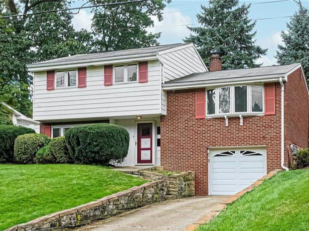 483 Amherst Ave, Moon-Crescent Twp