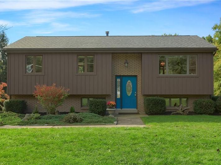 306 Vandivort Drive, Cranberry Twp