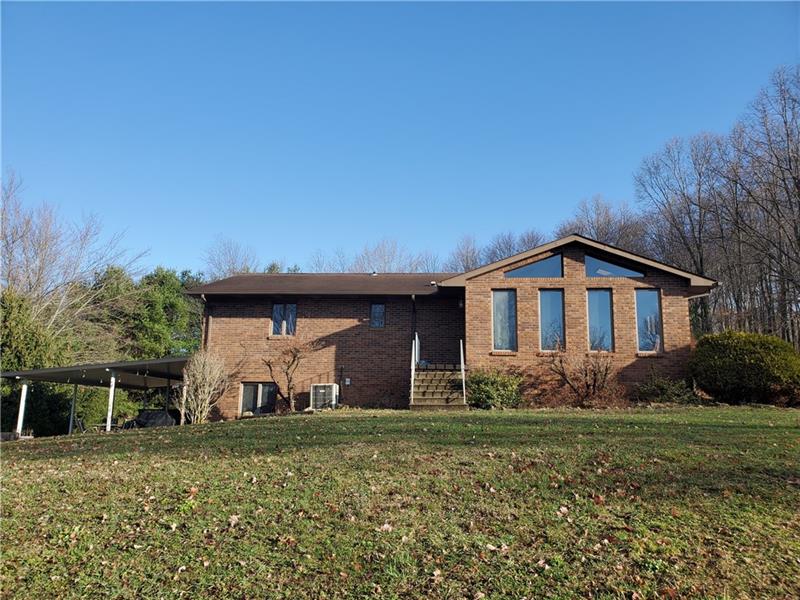 407 Carbon Center Rd, Clearfield Twp