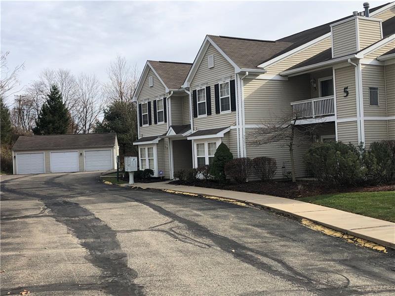 5103 Lenox Oval, Ross Twp