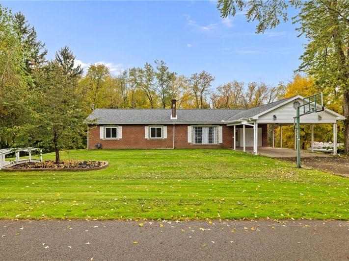 138 Mowry Rd, Potter Twp
