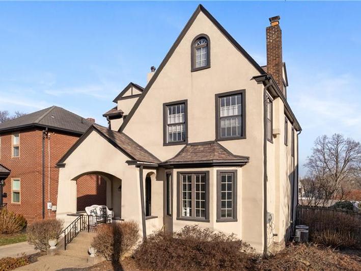 5505 Woodmont, Squirrel Hill